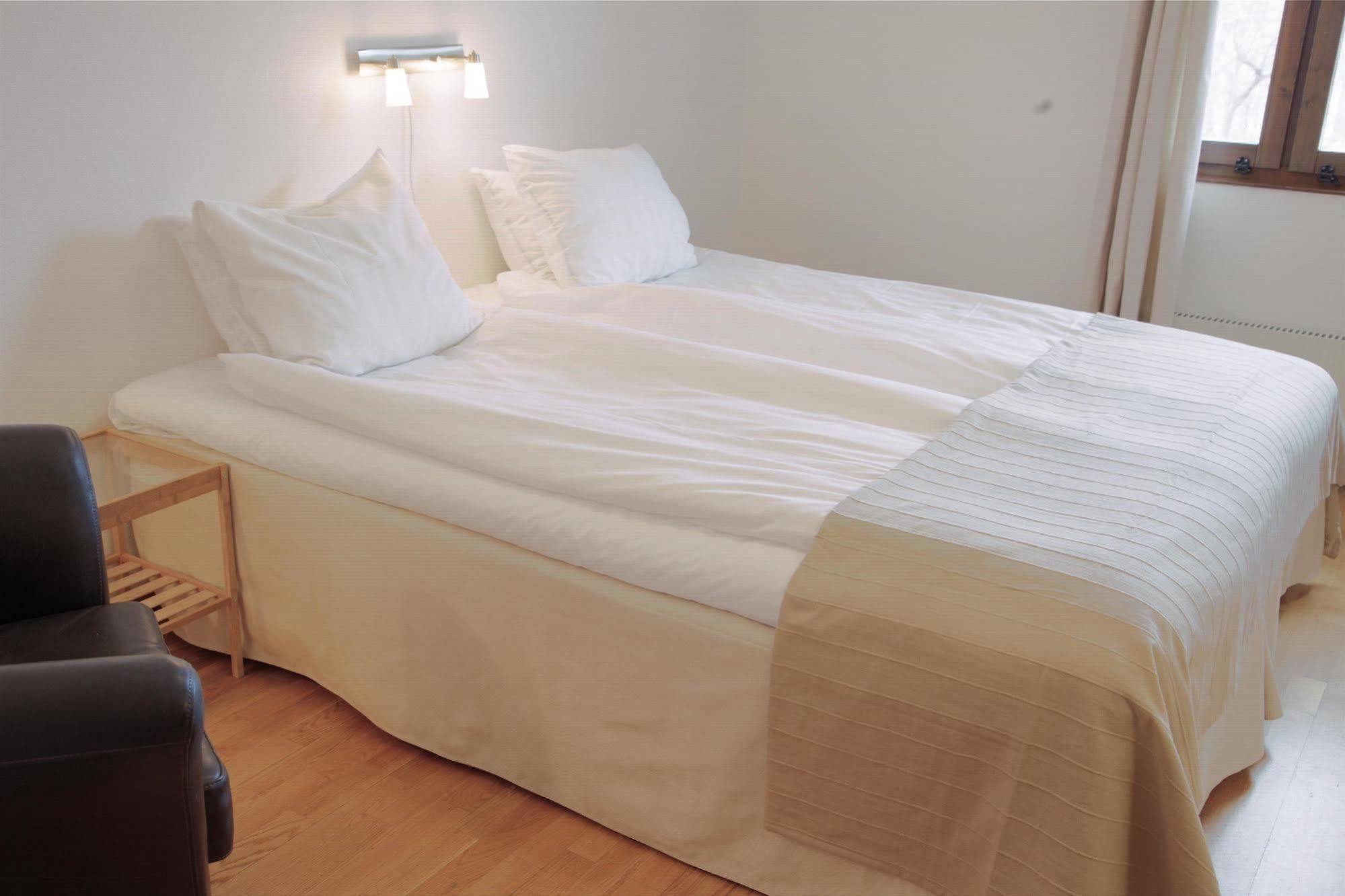 Best Western Hotel Park Astoria Enköping Екстериор снимка